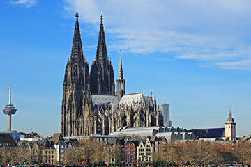 芬滕机场三字代码(QMZ)_Mainz Finthen空运机场,德国机场